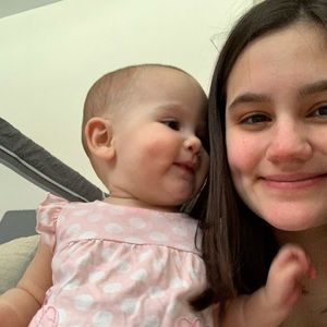 Meet your Posher, Emilia